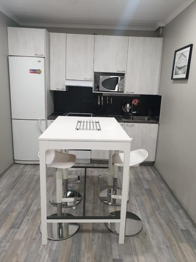 Alexi Apartments - Newly Renovated Apt In The Heart Of The City Near To Railway Station And Nokia Arena Tampere Zewnętrze zdjęcie