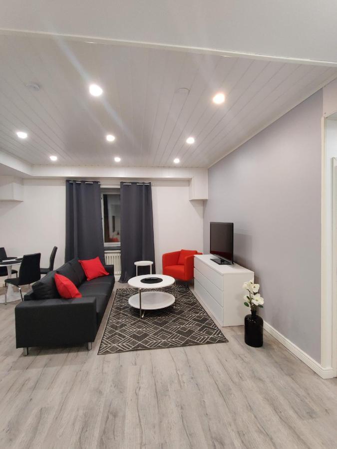 Alexi Apartments - Newly Renovated Apt In The Heart Of The City Near To Railway Station And Nokia Arena Tampere Zewnętrze zdjęcie